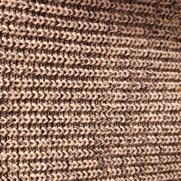 Cozy, vintage, shaker-knit sweater. Oatmeal & Black space dyed. - Picture 5 of 5